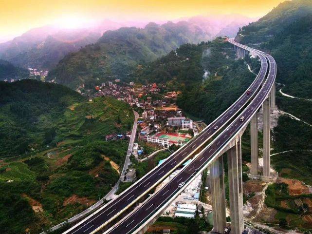 “2021春节高速公路免费到几号	” 2021春节高速公路免费到几号结束？-第1张图片