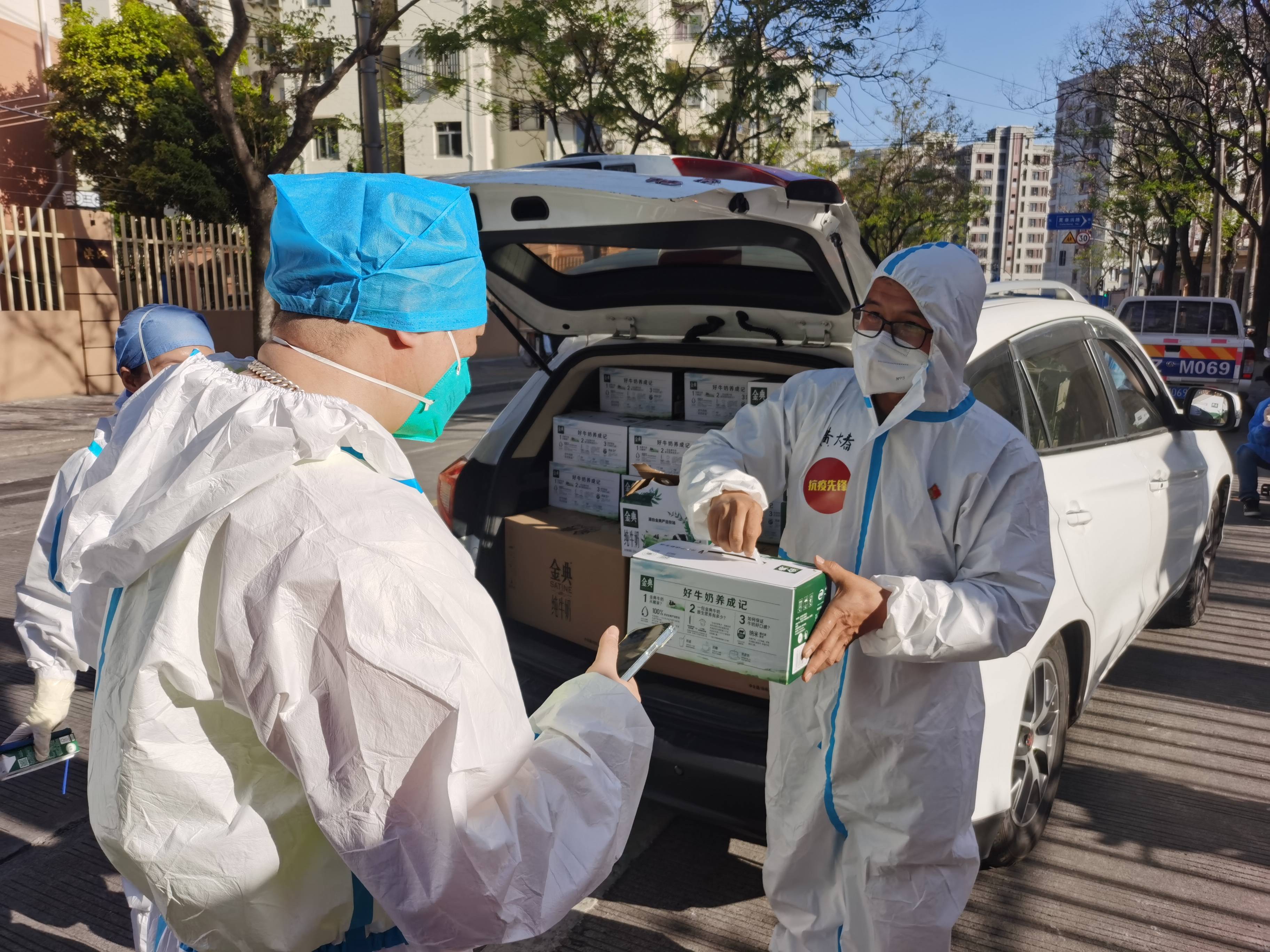 “上海疫情最新消息今” 上海疫情最新疫情况？-第3张图片