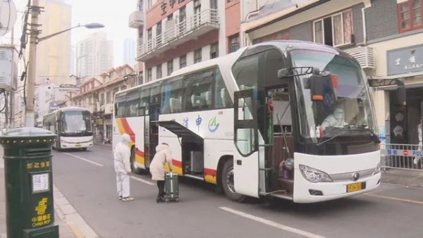上海一小区升中风险.上海一地区调整为中风险-第1张图片
